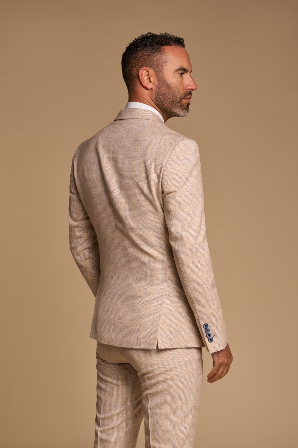 Cavani Caridi Cream Beige Double Breasted 2 Piece Suit - Image 4