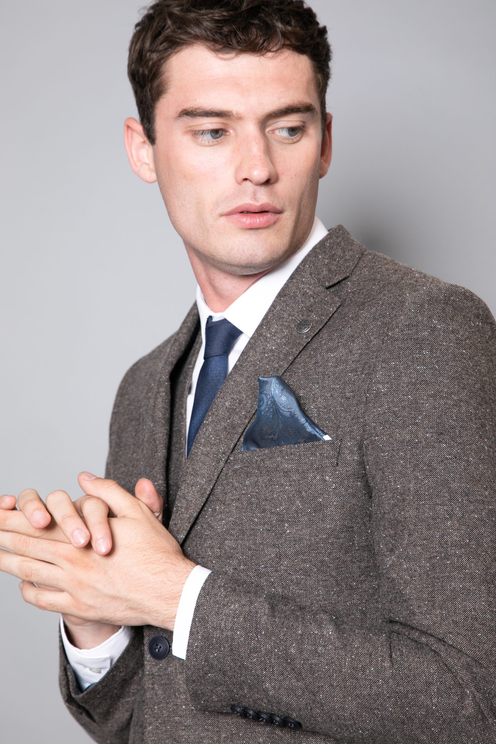 Men's Nines Brown Tweed Blazer & Wiastcoat 2 Piece Set - Image 5
